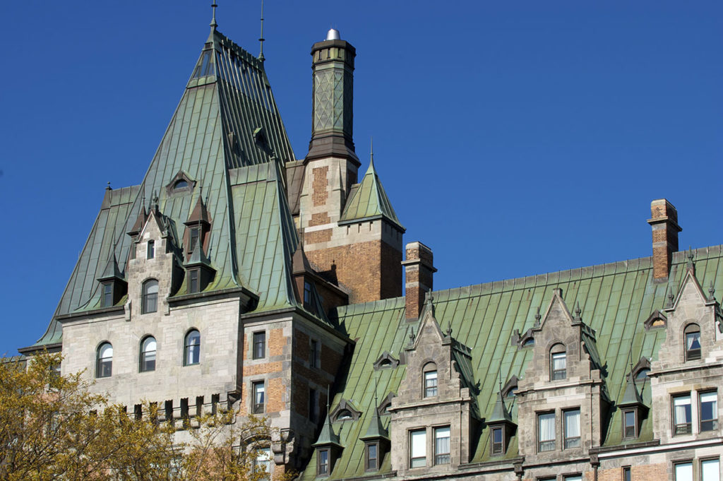 Le Château Frontenac qui domine la ville de Québec