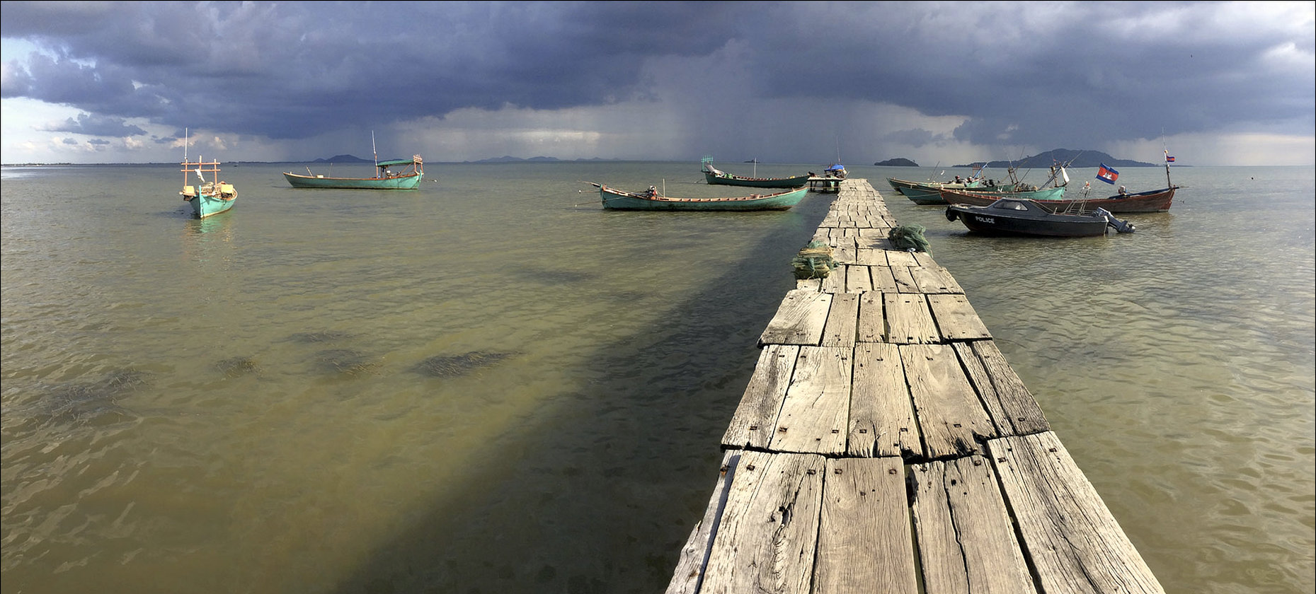 Ponton à Kep