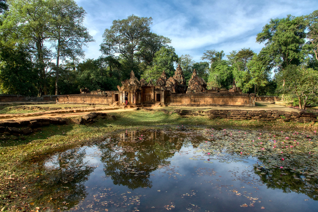 Le Banteay Srei et ses douves