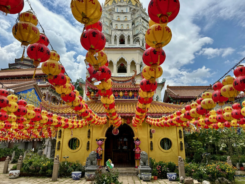 Décoration extérieure du Kek Lok Si